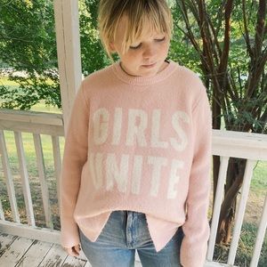 “GIRLS UNITE” sweater